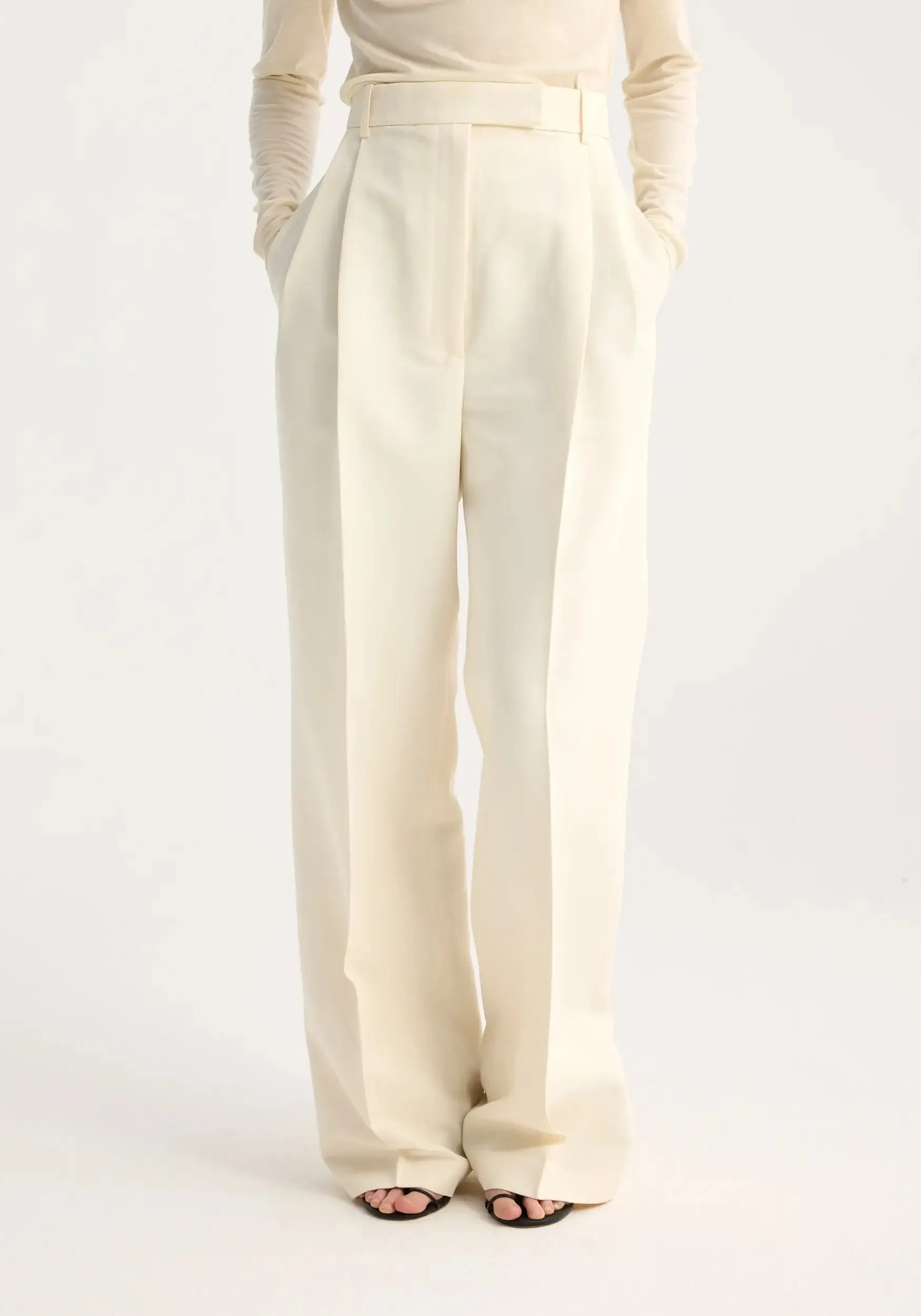 HIGH-WAIST TAILORED TROUSERS